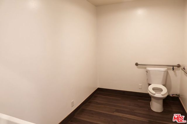 MLS #25559429 img 10