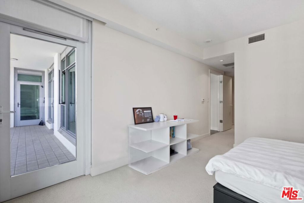 MLS #25559807 image #24