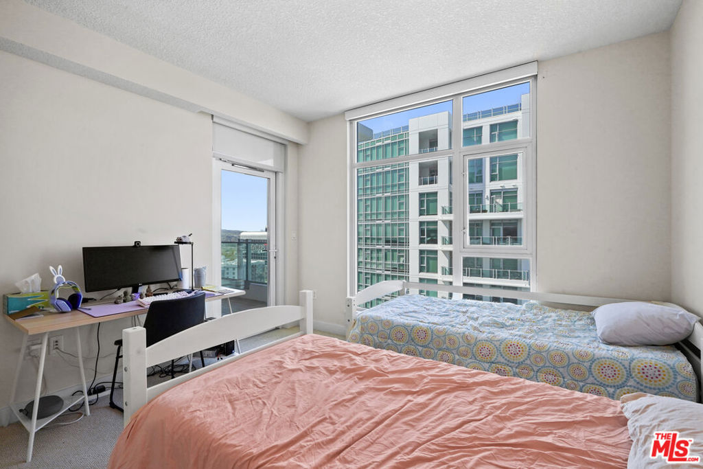 MLS #25559807 image #33