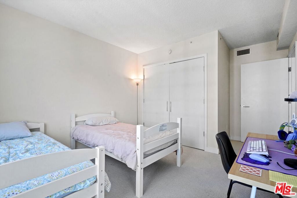 MLS #25559807 image #35