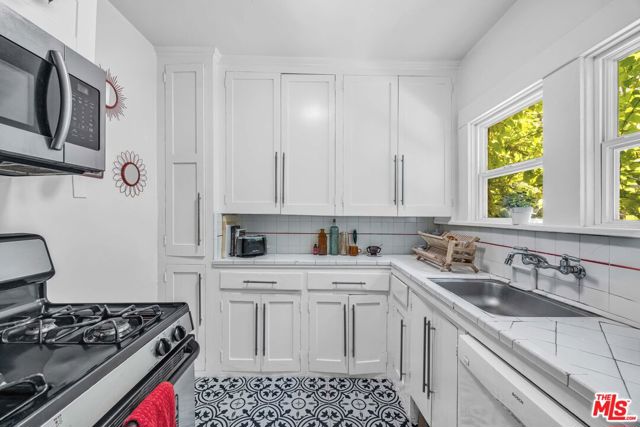 MLS #25560449 image #17