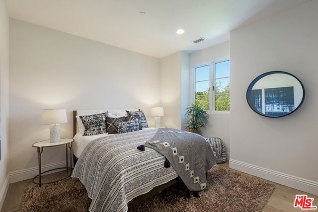 MLS #25560809 image #14
