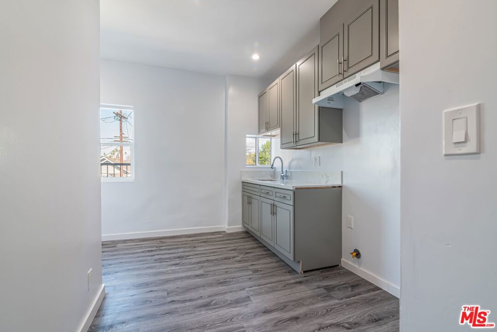 MLS #25562455 image #17