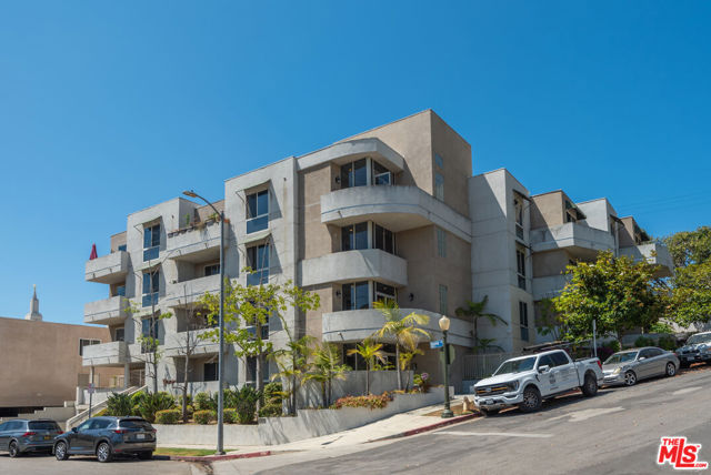 MLS #25562517 image #1