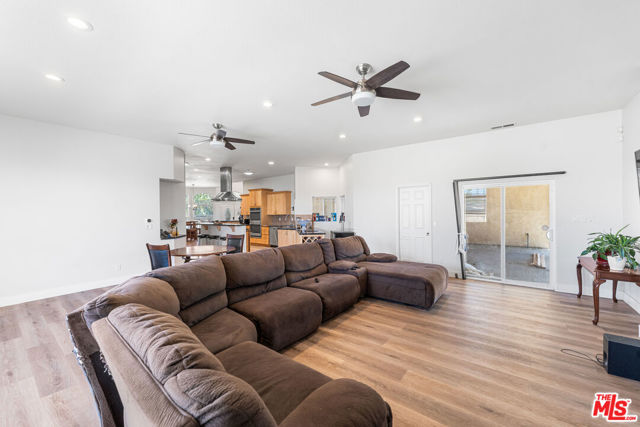 MLS #25562619 image #24