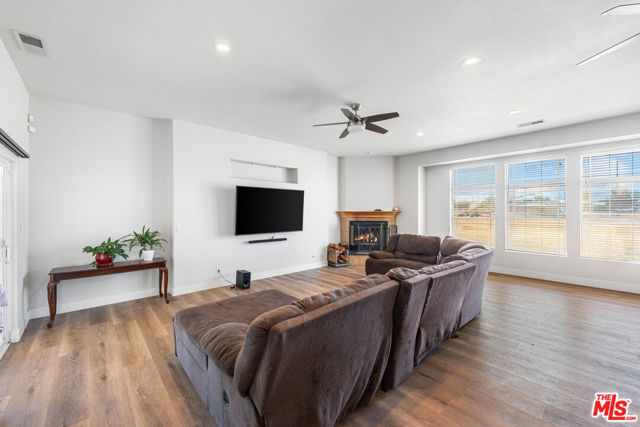 MLS #25562619 image #28