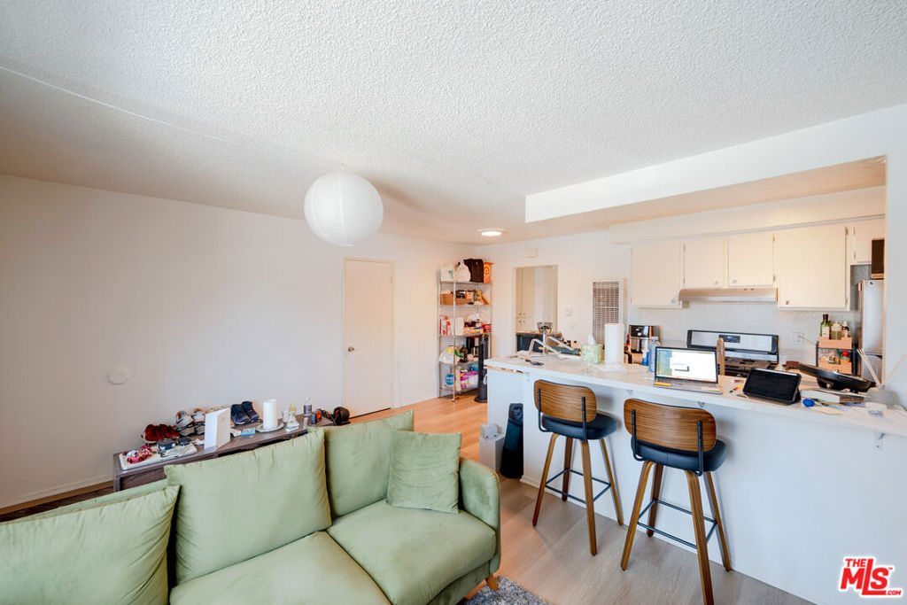 MLS #25562927 image #18