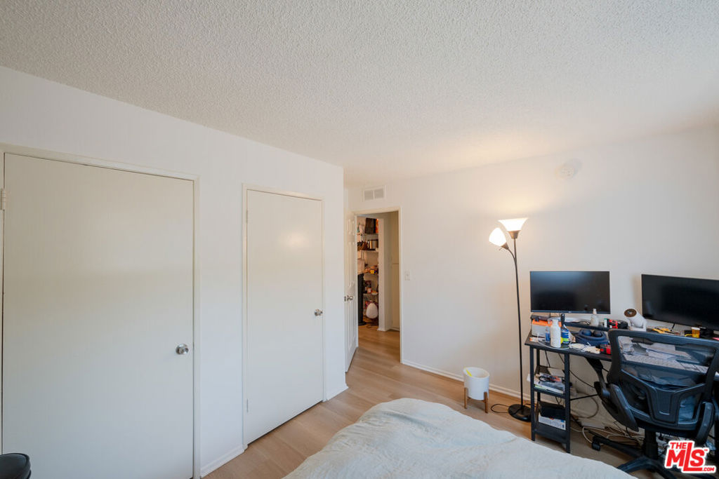 MLS #25562927 image #21