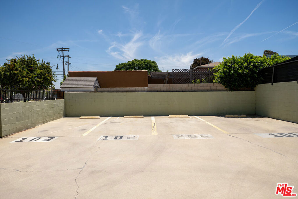 MLS #25562927 image #23