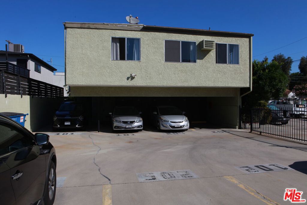 MLS #25562927 image #40