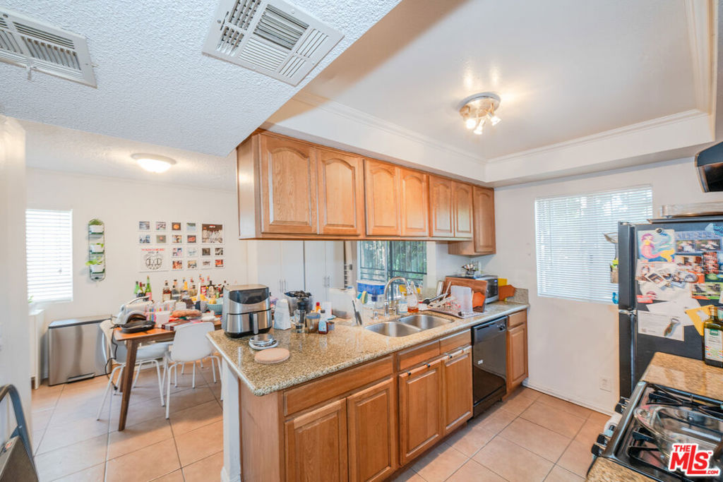 MLS #25562927 image #8