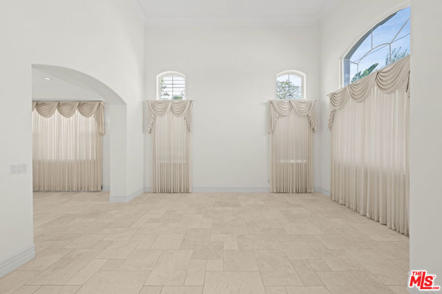 MLS #25563131 image #22