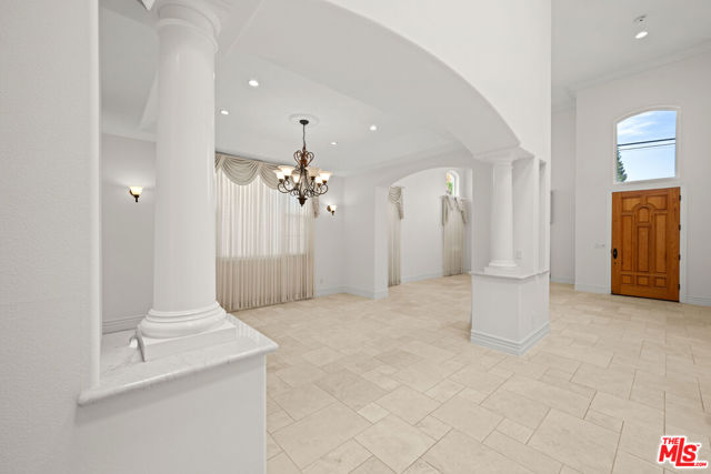 MLS #25563131 image #25