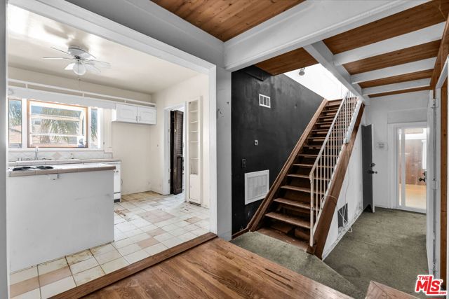 MLS #25564163 image #19