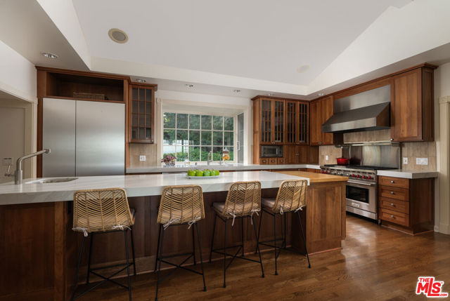 MLS #25564263 image #9