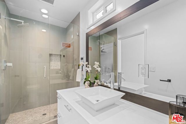 MLS #25564681 image #11