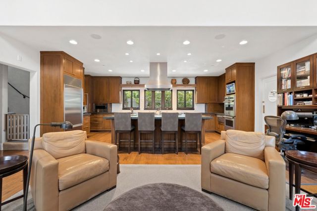 MLS #25564843 image #27