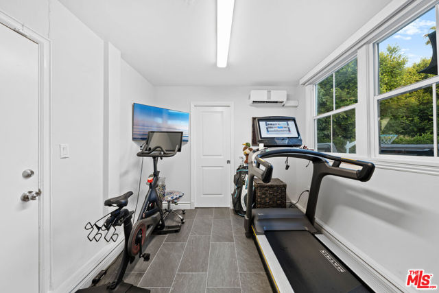 MLS #25565057 image #17
