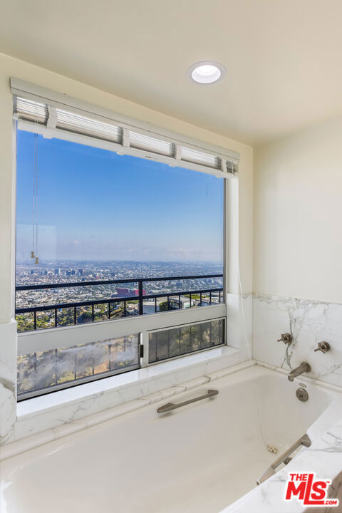 MLS #25565247 image #12