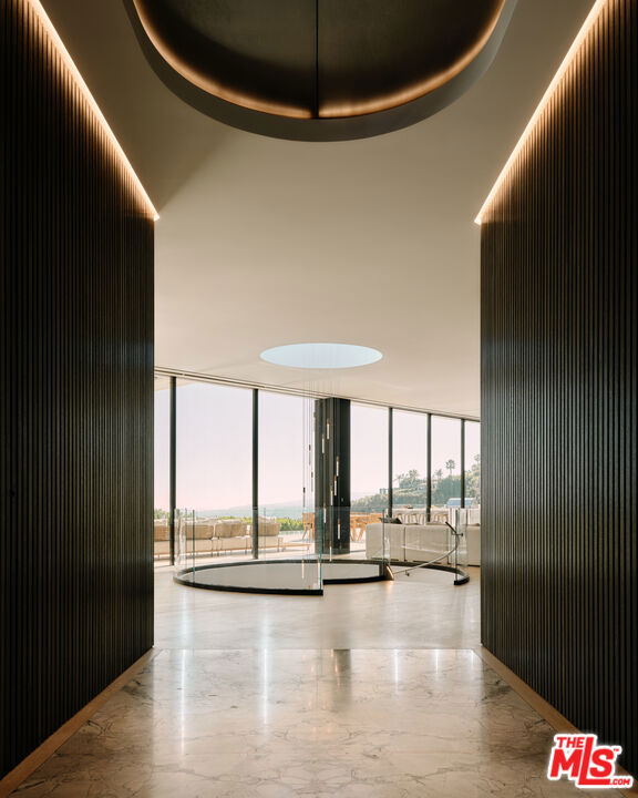 MLS #25565439 image #1