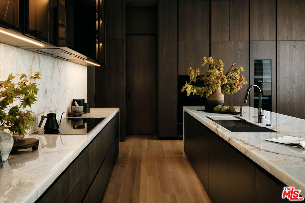 MLS #25565439 image #14