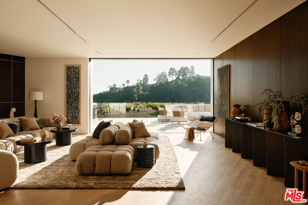 MLS #25565439 image #20