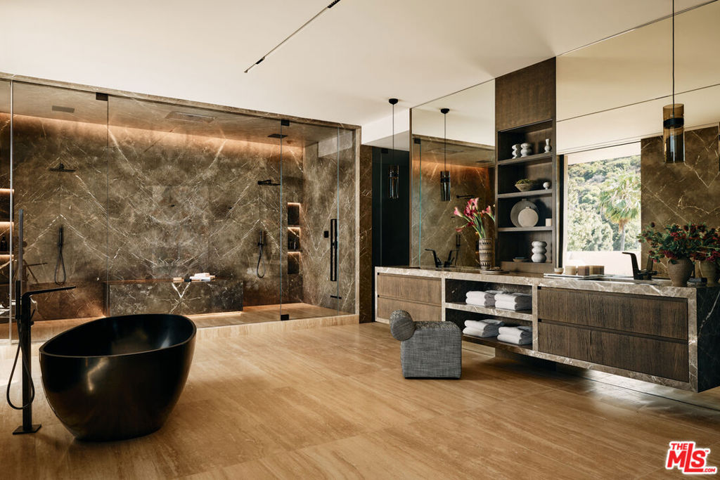 MLS #25565439 image #26