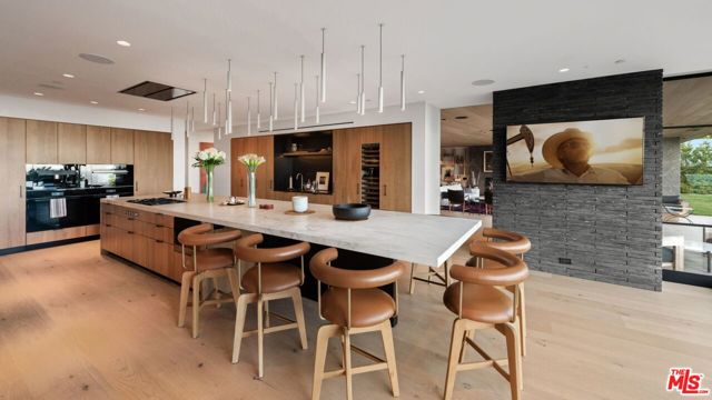 MLS #25566133 image #15
