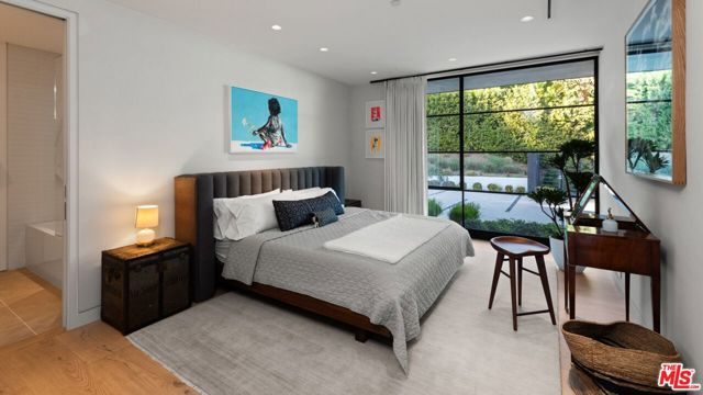 MLS #25566133 image #24