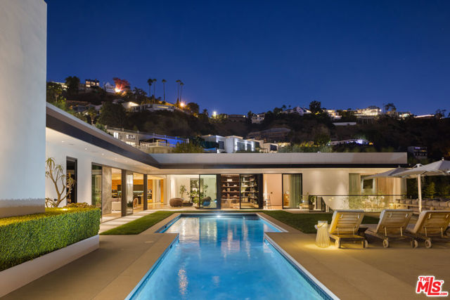 MLS #25567093 image #0