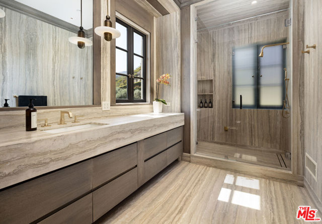 MLS #25567819 image #18