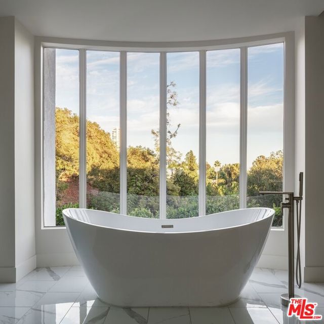 MLS #25568115 image #11