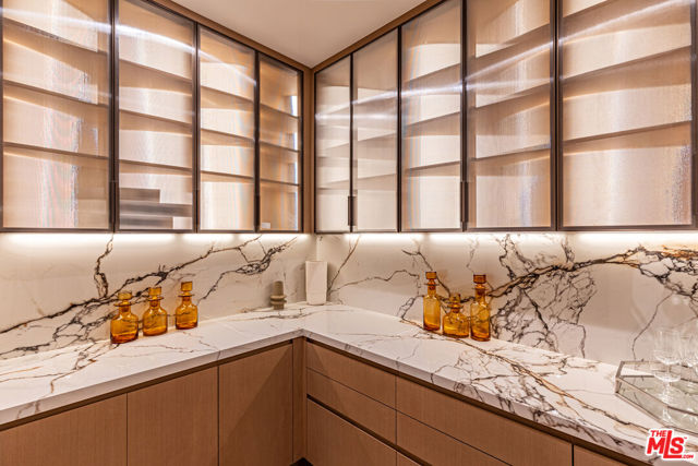 MLS #25568897 image #10