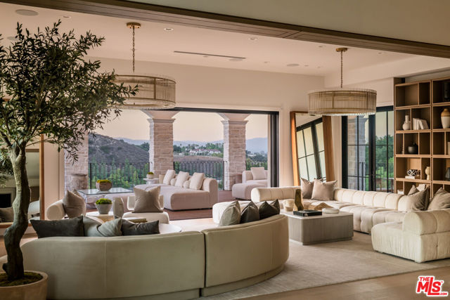 MLS #25568897 image #3