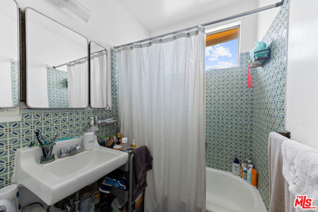 MLS #25568983 image #13