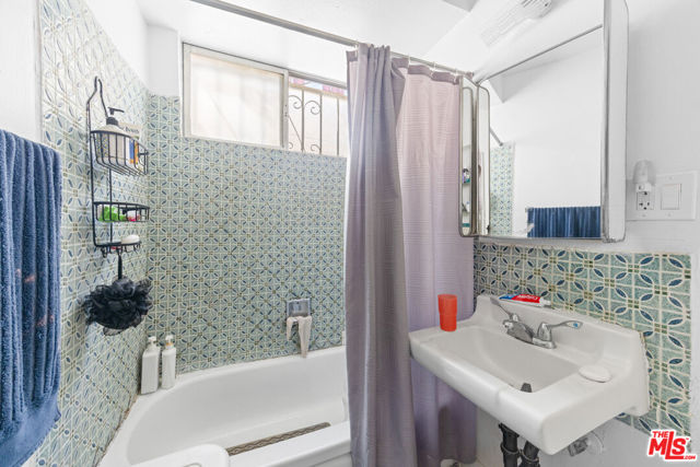 MLS #25568983 image #30