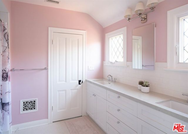 MLS #25569151 image #27