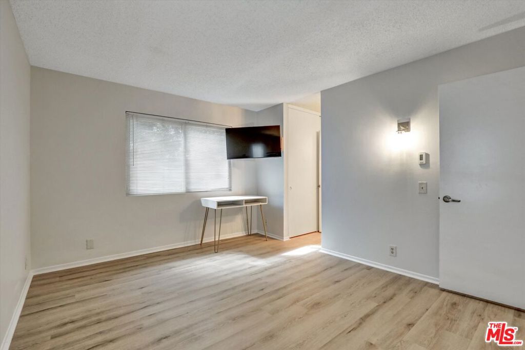 MLS #25569245 image #20