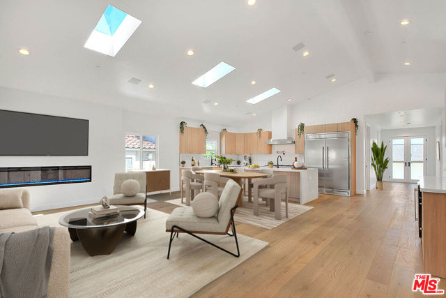 MLS #25569381 image #3