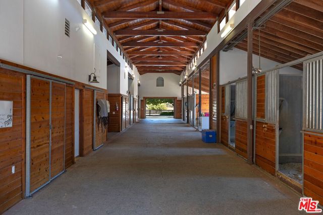 MLS #25569447 image #19
