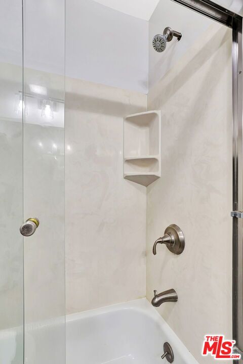 MLS #25570183 image #17