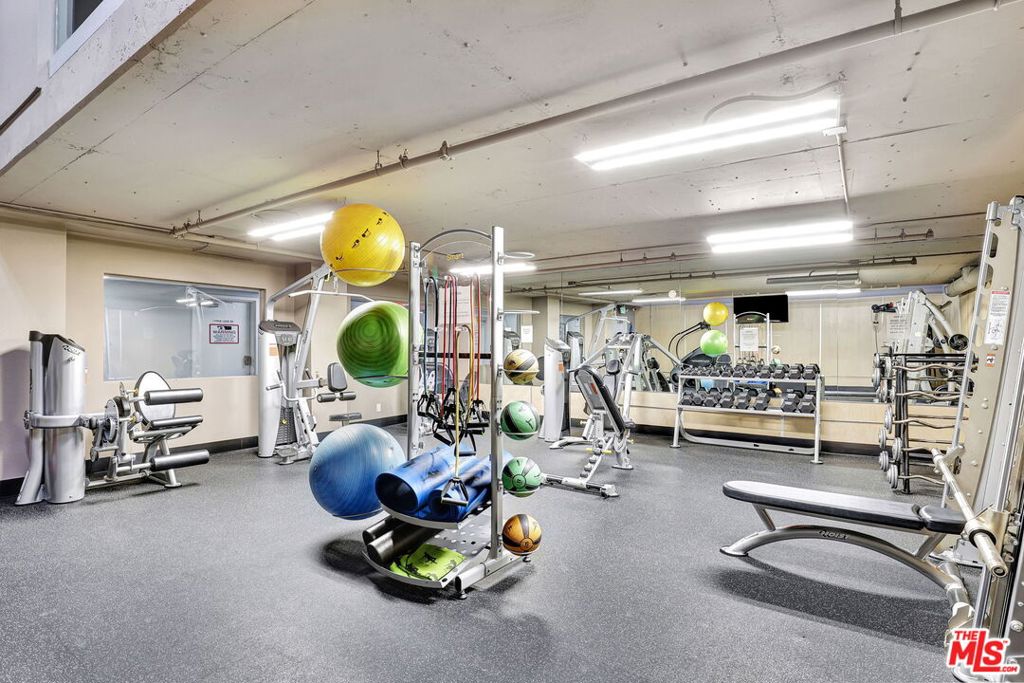 MLS #25570183 image #28