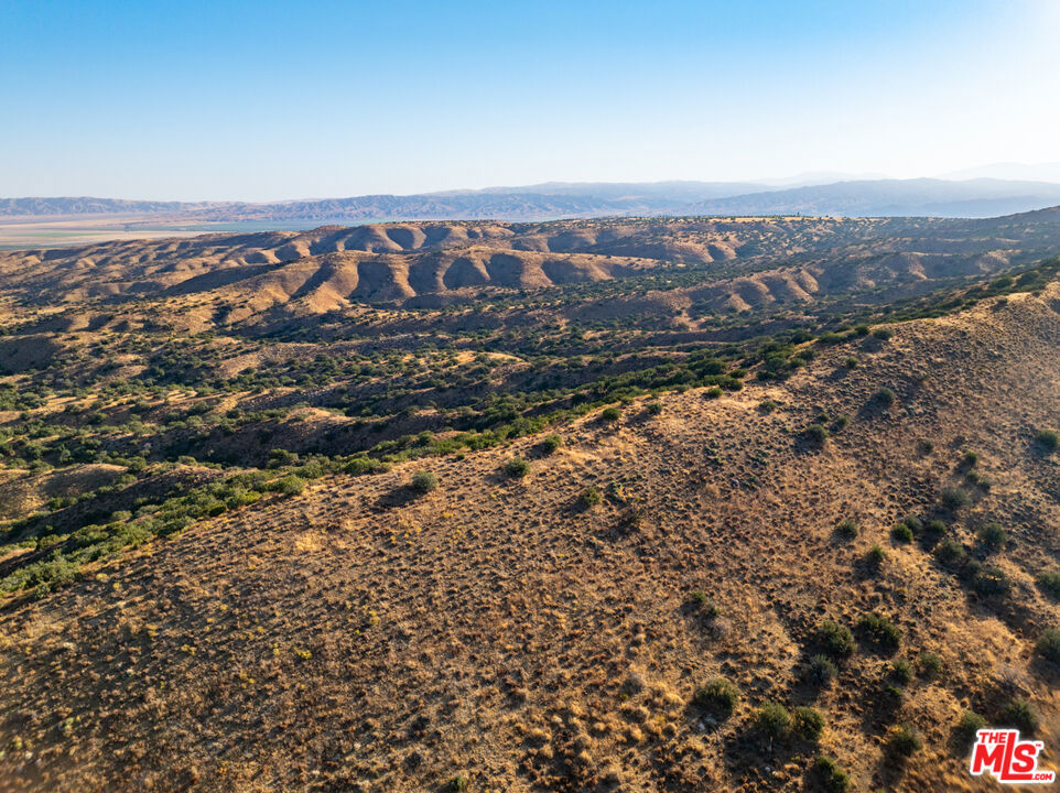 MLS #25570789 image #17