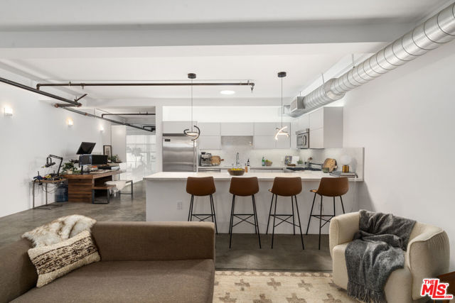 MLS #25570831 image #3