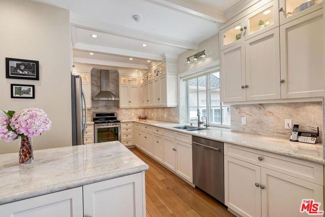 MLS #25570833 image #10