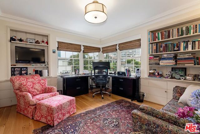 MLS #25570833 image #19