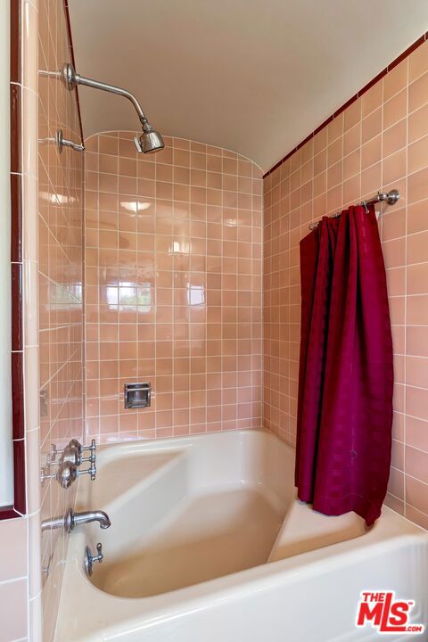 MLS #25570833 image #21