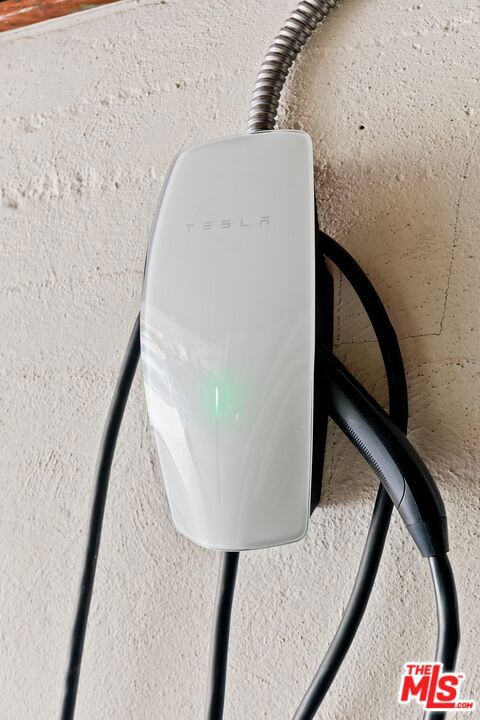 MLS #25570833 image #28