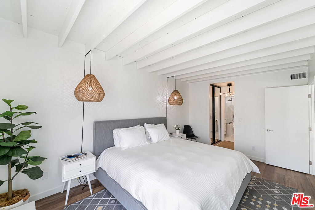 MLS #25570845 image #18