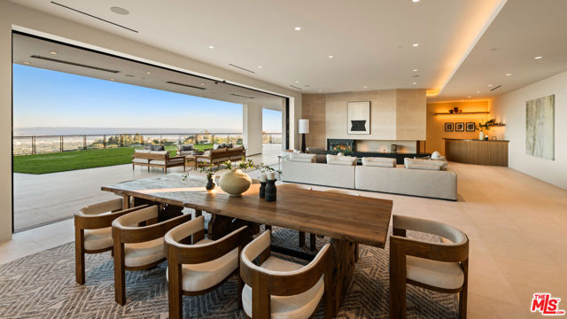 MLS #25570957 image #2